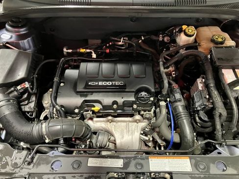 Used 2014 Chevrolet Cruze LT image 26