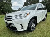 Used 2018 Toyota Highlander XLE image 6