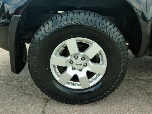 Used 2007 Nissan Frontier 4x4 Crew Cab NISMO image 21