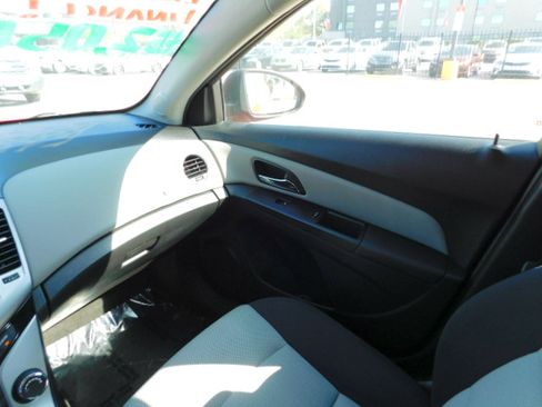 Used 2016 Chevrolet Cruze LS image 20
