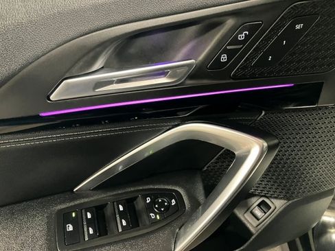 Used 2023 BMW X1 xDrive28i image 9