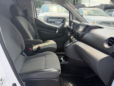 Used 2014 Nissan NV200 UNAVAIL FWD image 20