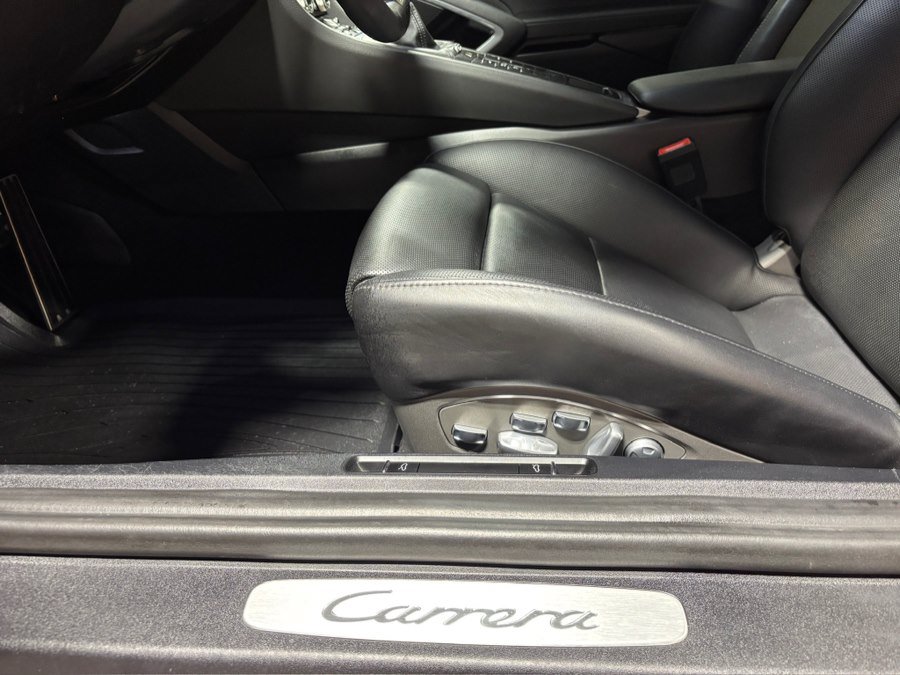 Used 2014 Porsche 911 Carrera RWD image 16