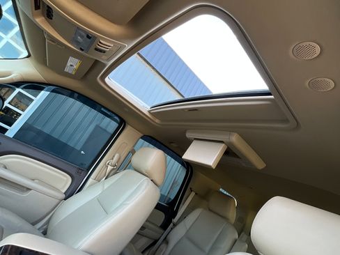 Used 2012 GMC Yukon Denali image 11