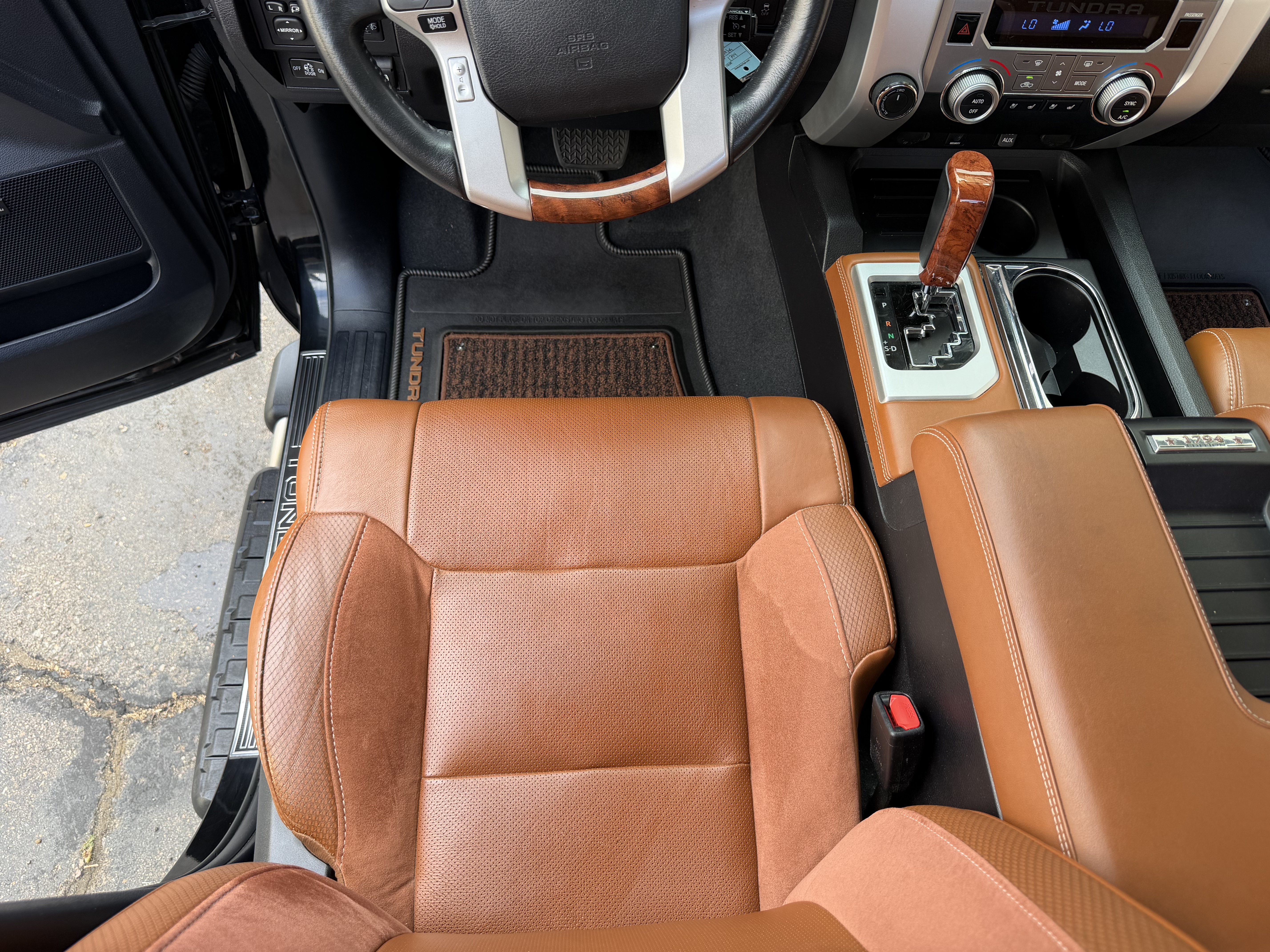 Used 2014 Toyota Tundra 1794 Edition AWD/4WD image 27