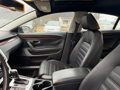 Used 2012 Volkswagen CC Lux image 24