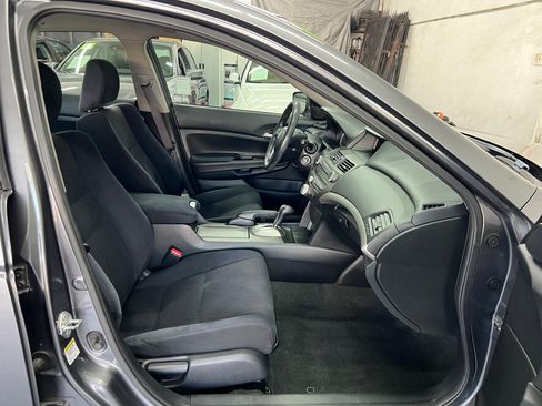 Used 2011 Honda Accord LX image 14