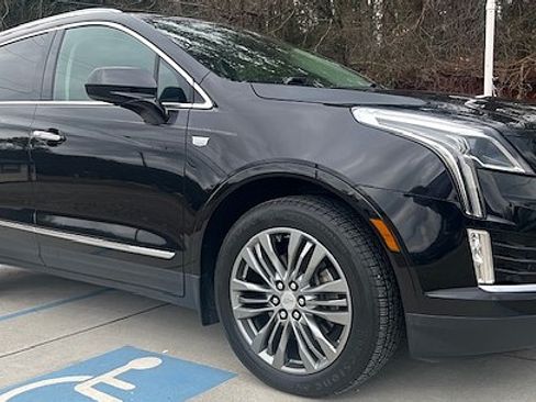Used 2017 Cadillac XT5 Premium Luxury image 1