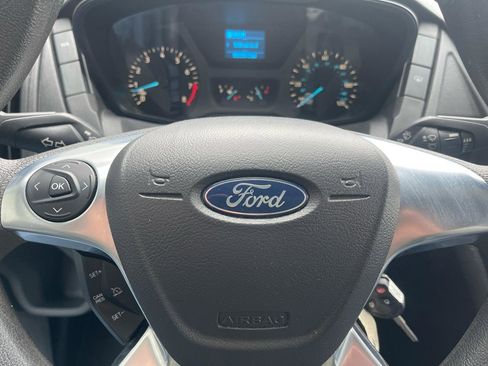 Used 2019 Ford Transit 350 XL image 17