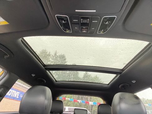 Used 2015 Kia Soul ! FWD image 13