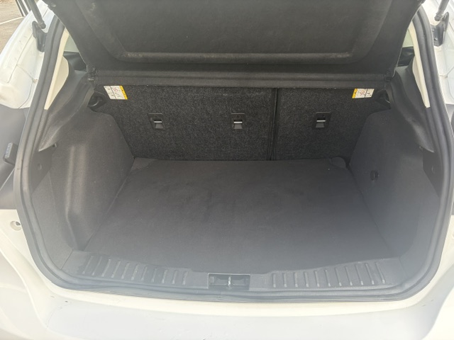 Used 2017 Ford Focus SE Hatchback FWD image 13