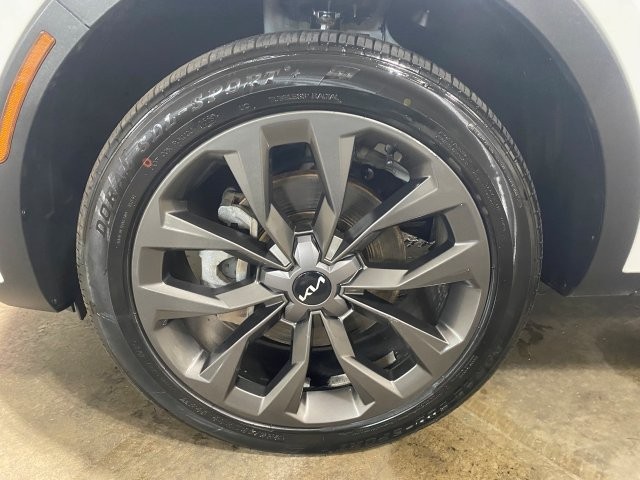 Used 2023 Kia Sorento AWD X-Line EX image 6