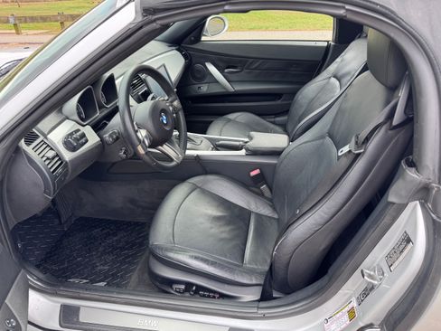 Used 2006 BMW Z4 3.0i image 5