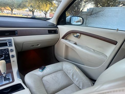 Used 2011 Volvo S80 3.2 image 10