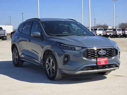 Certified 2023 Ford Escape ST-Line Select image 3