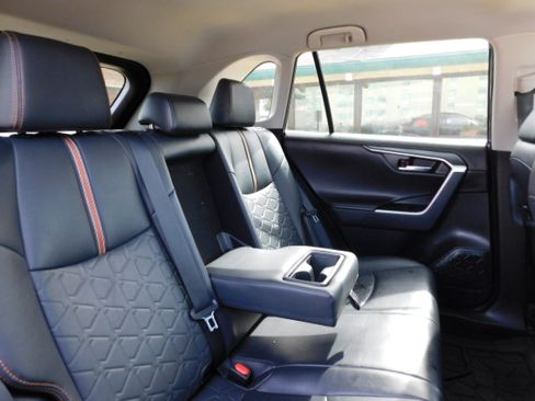 Used 2021 Toyota RAV4 Adventure image 20