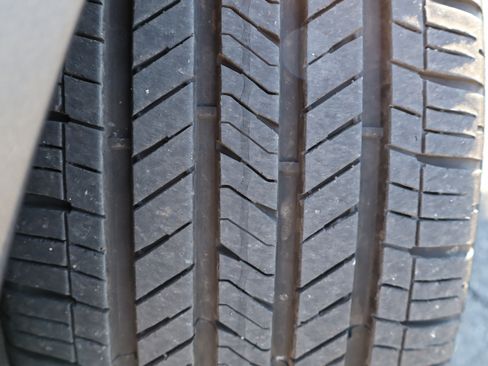 Used 2018 Tesla Model S 100D image 28