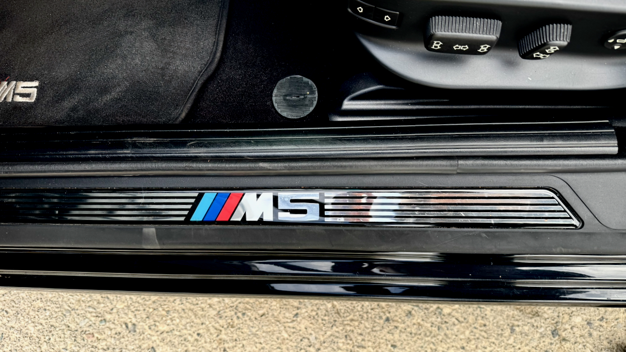 Used 2000 BMW M5 UNAVAIL RWD image 34