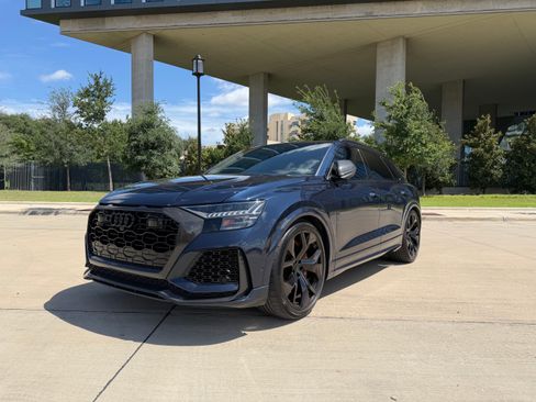 Used 2023 Audi RS Q8 AWD/4WD image 1