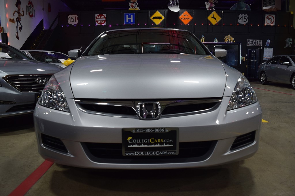 Used 2007 Honda Accord EX image 10