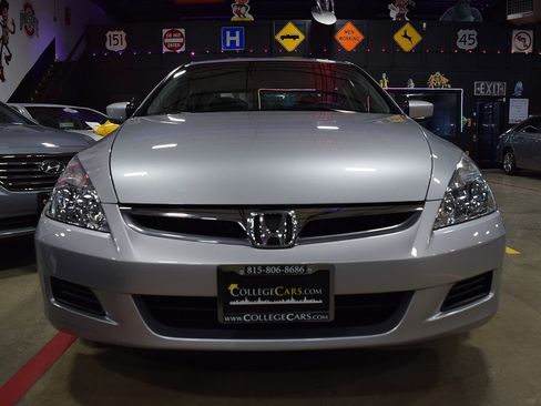 Used 2007 Honda Accord EX image 10