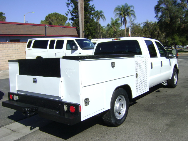 Used 2011 Ford F350 2WD Crew Cab Super Duty image 6