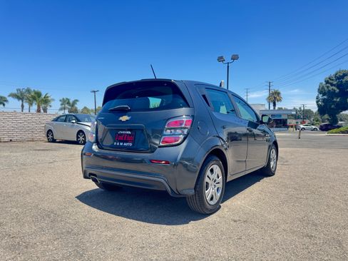 Used 2020 Chevrolet Sonic LT Hatchback FWD image 8