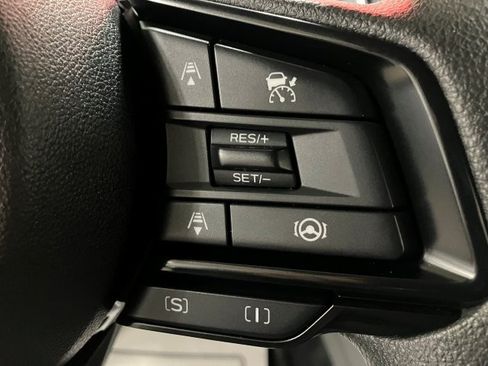 Used 2024 Subaru Crosstrek 2.0i Premium image 12