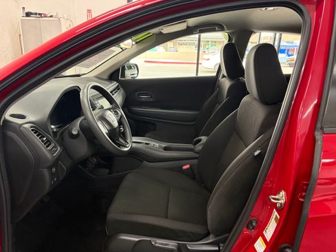 Used 2016 Honda HR-V FWD LX image 12