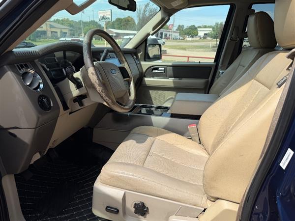 Used 2009 Ford Expedition EL 4WD XLT image 8
