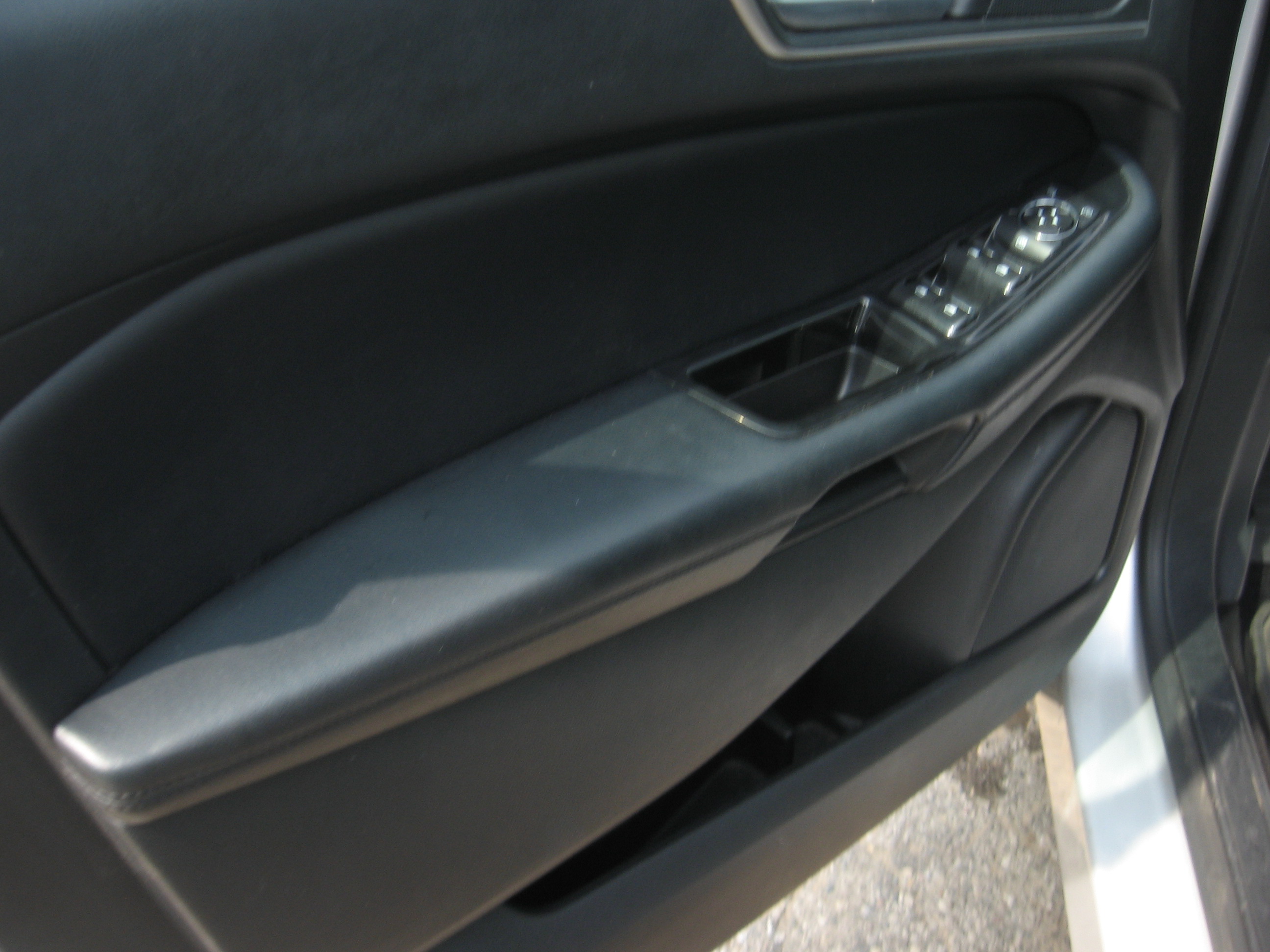 Used 2015 Ford Edge AWD SEL image 8