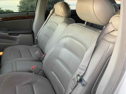 Used 2002 Cadillac De Ville image 14