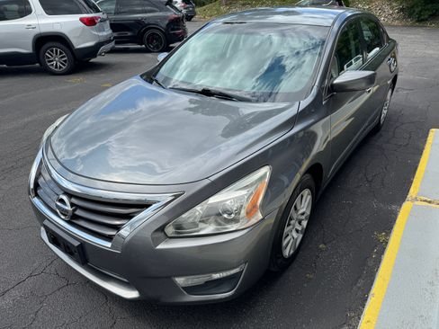 Used 2014 Nissan Altima 2.5 S FWD image 3