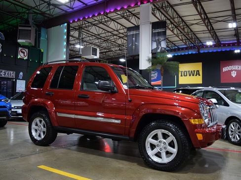 Used 2007 Jeep Liberty Limited image 13