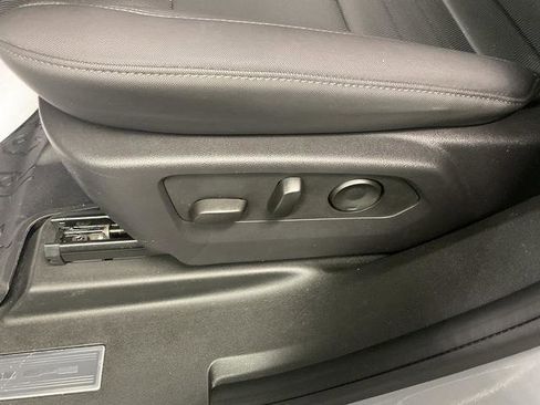 Used 2024 GMC Hummer EV 2X image 12