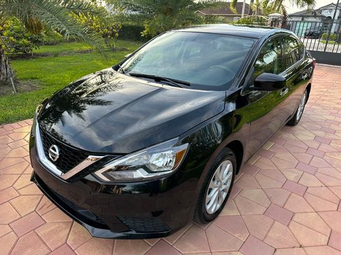 Used 2019 Nissan Sentra SV FWD image 1