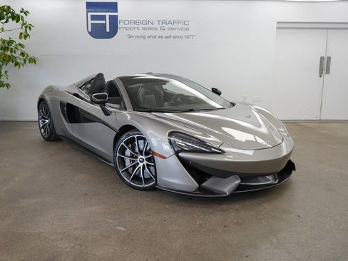 Used 2020 McLaren 570S image 41
