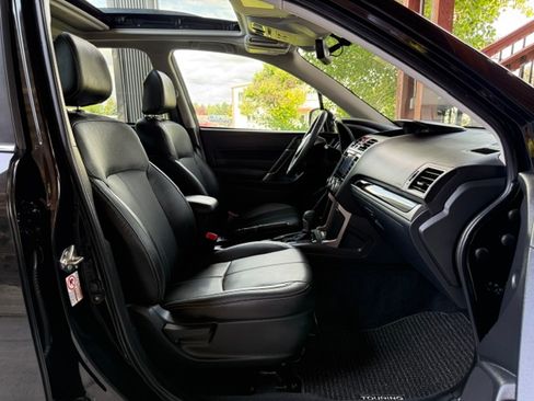 Used 2018 Subaru Forester 2.5i Touring AWD/4WD image 23