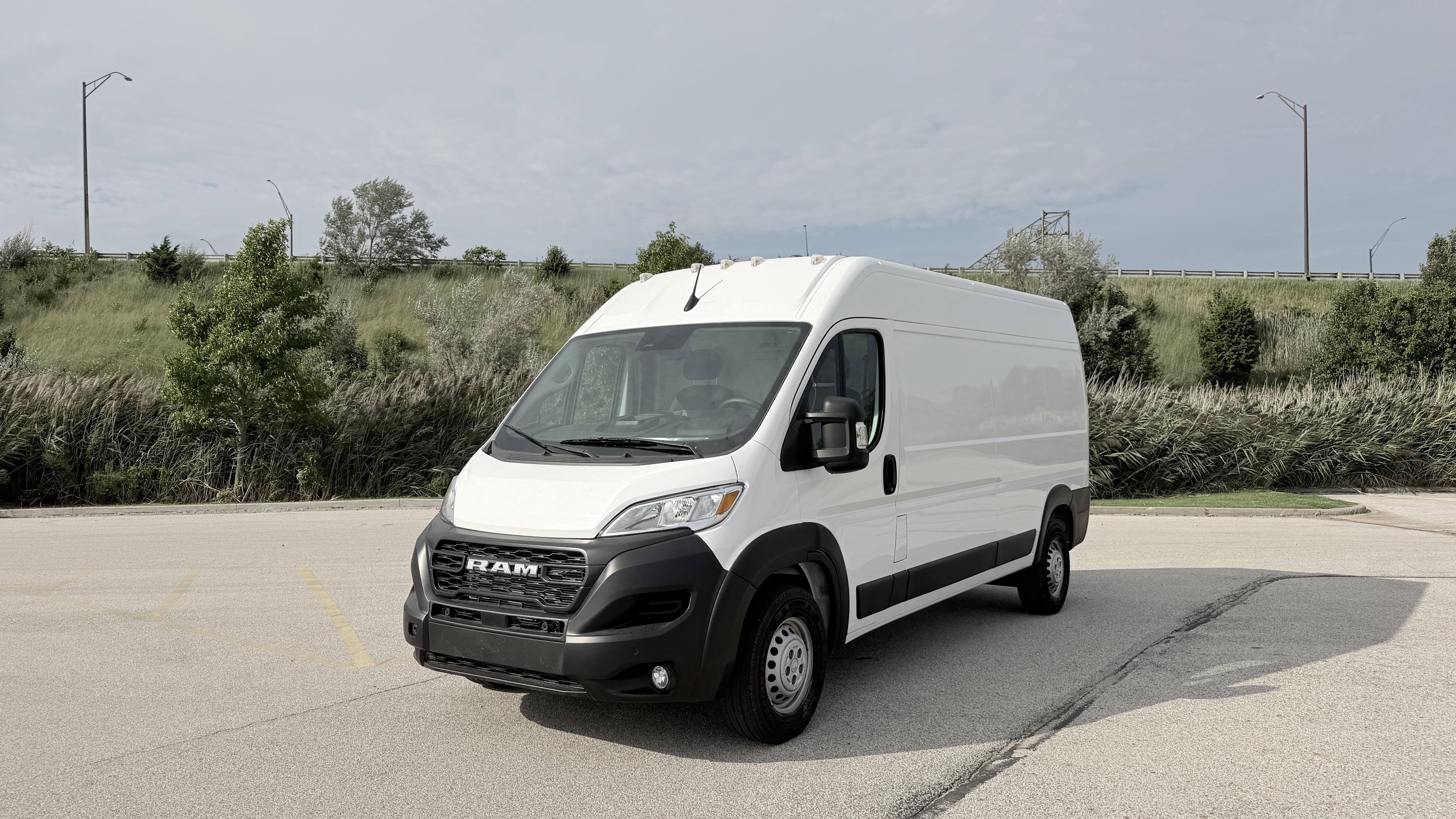 Used 2024 RAM ProMaster 2500 159 High Roof FWD image 1