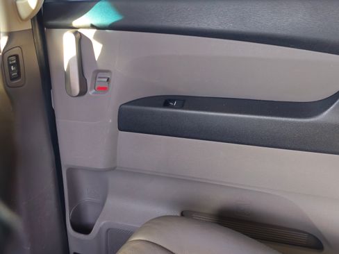 Used 2011 Honda Odyssey EX-L image 28