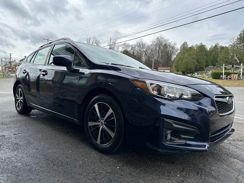 Used 2019 Subaru Impreza 2.0i Premium image 5