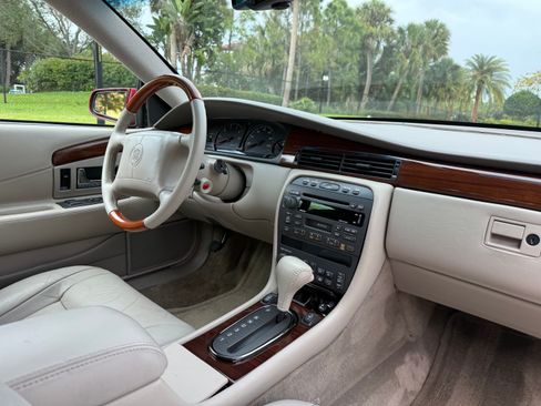 Used 2002 Cadillac Eldorado ETC FWD image 76