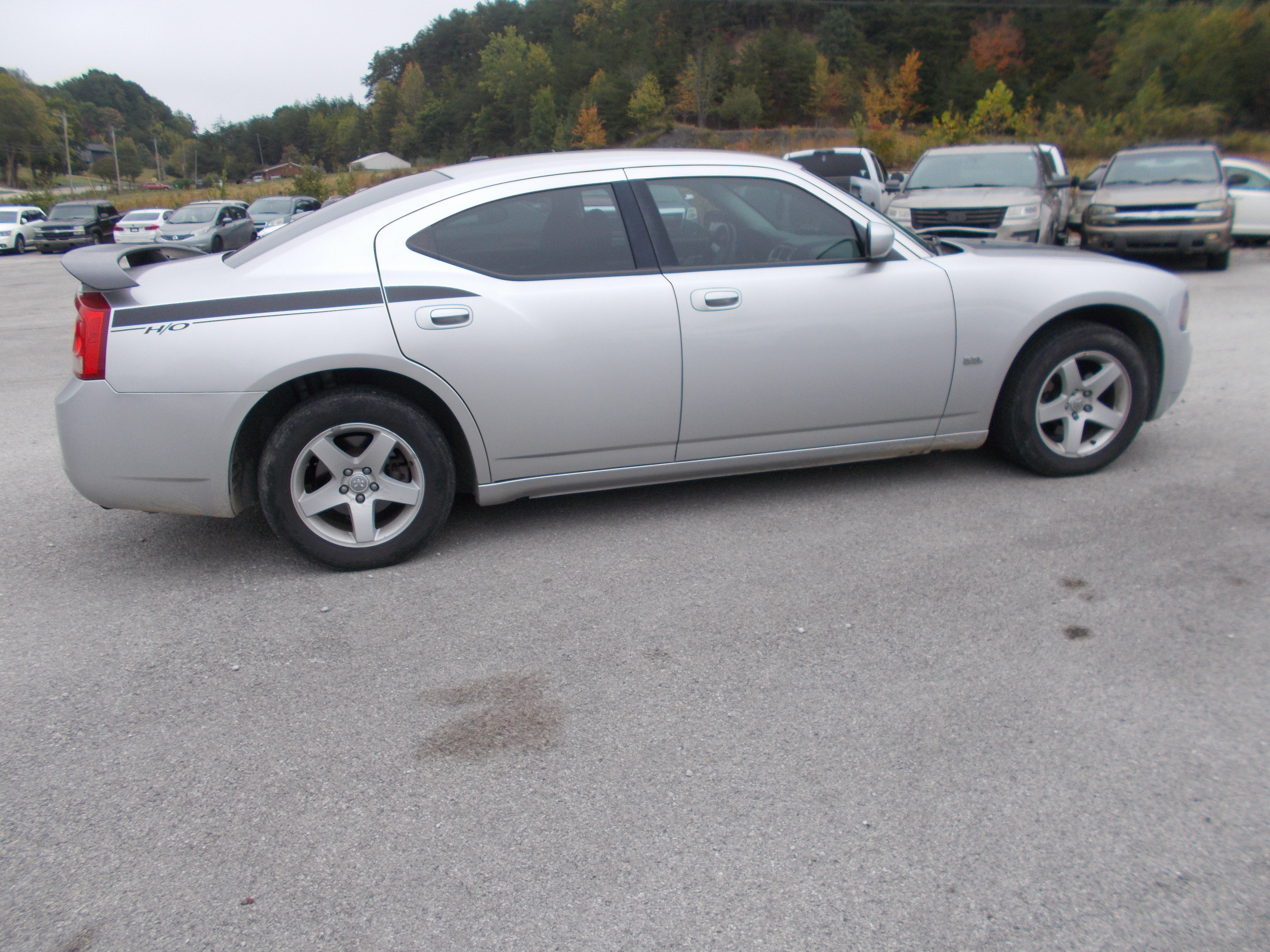 Used 2010 Dodge Charger UNAVAIL RWD image 4