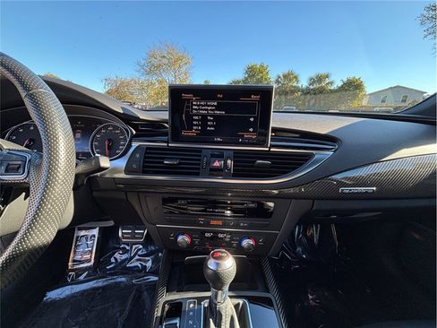 Used 2014 Audi RS 7 Prestige image 11