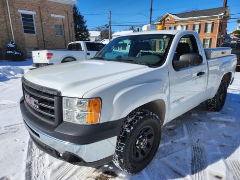 Used 2010 GMC Sierra 1500 W/T image 1