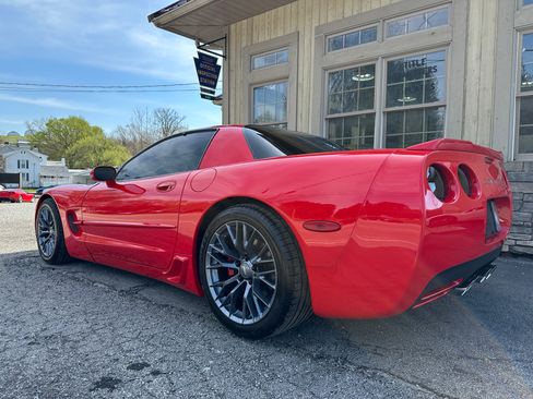 Used 2001 Chevrolet Corvette Z06 image 3