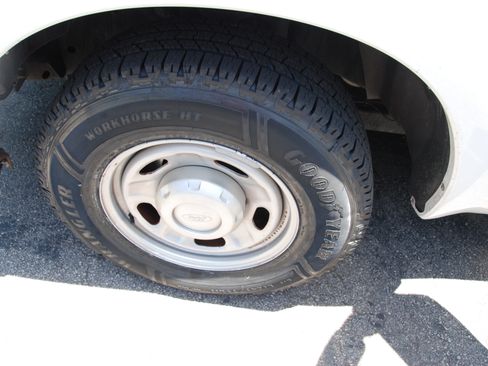 Used 2016 Ford F250 image 21