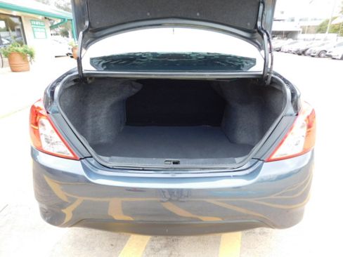 Used 2017 Nissan Versa S image 7