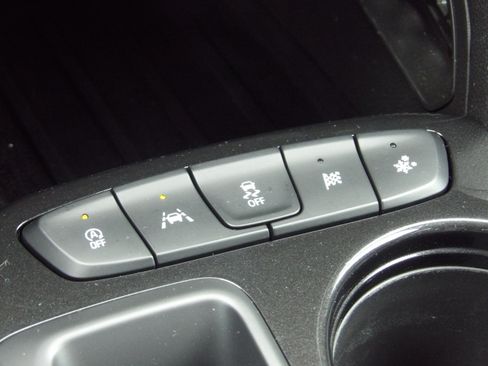 Used 2025 Chevrolet TrailBlazer FWD LT image 23