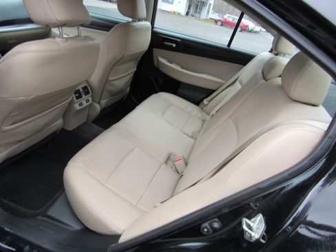 Used 2015 Subaru Legacy 2.5i Limited image 15